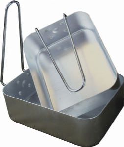 Mess Tins (click for enlarged image)